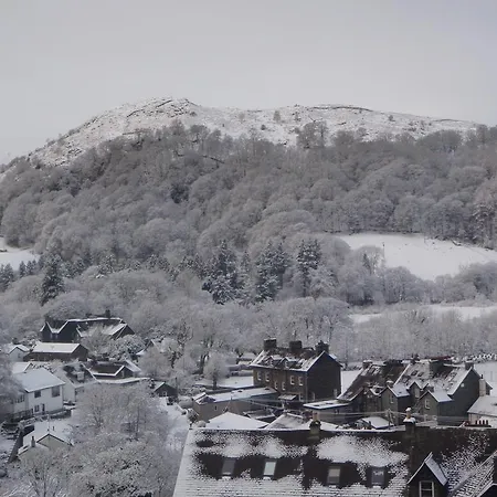 Pensión Barnes Fell 4*