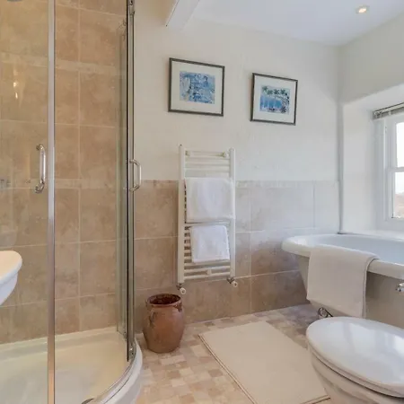 Barnes Fell אמבלסייד